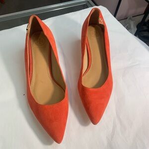 Looks new Tory Burch Orange Suede Women's Flats